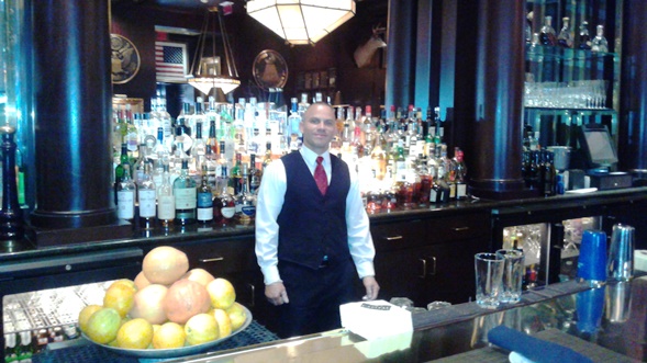 Walter- Bartender No1